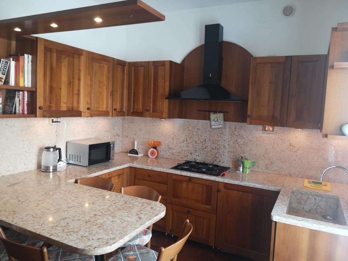 Apartamento Ai Quattro Ulivi Peschiera del Garda Exterior foto